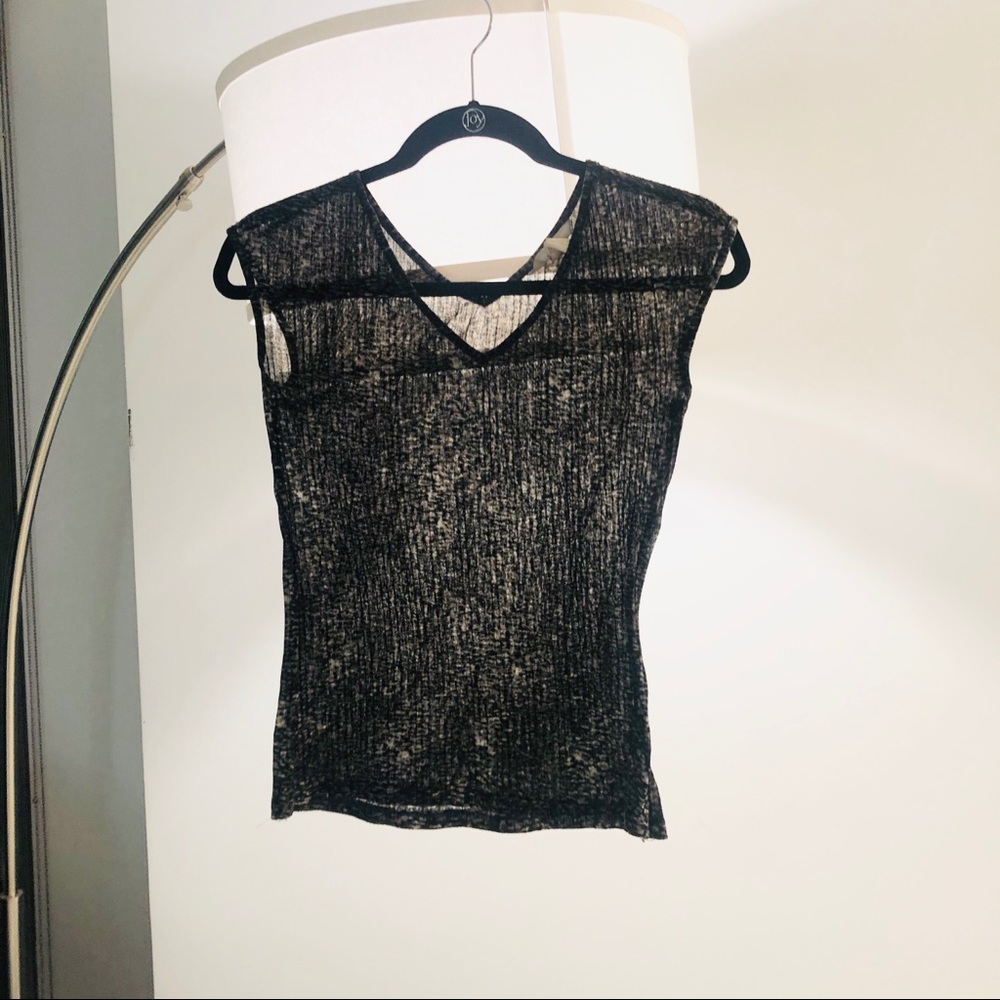 Banana Republic  Black and Grey Printed Pattern V-Neck Short Sleeve Blouse Top